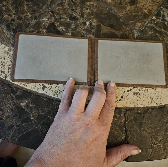 Louis Vuitton Brown Taiga Leather Card Holder ID Wallet case - Picture 4 of 10